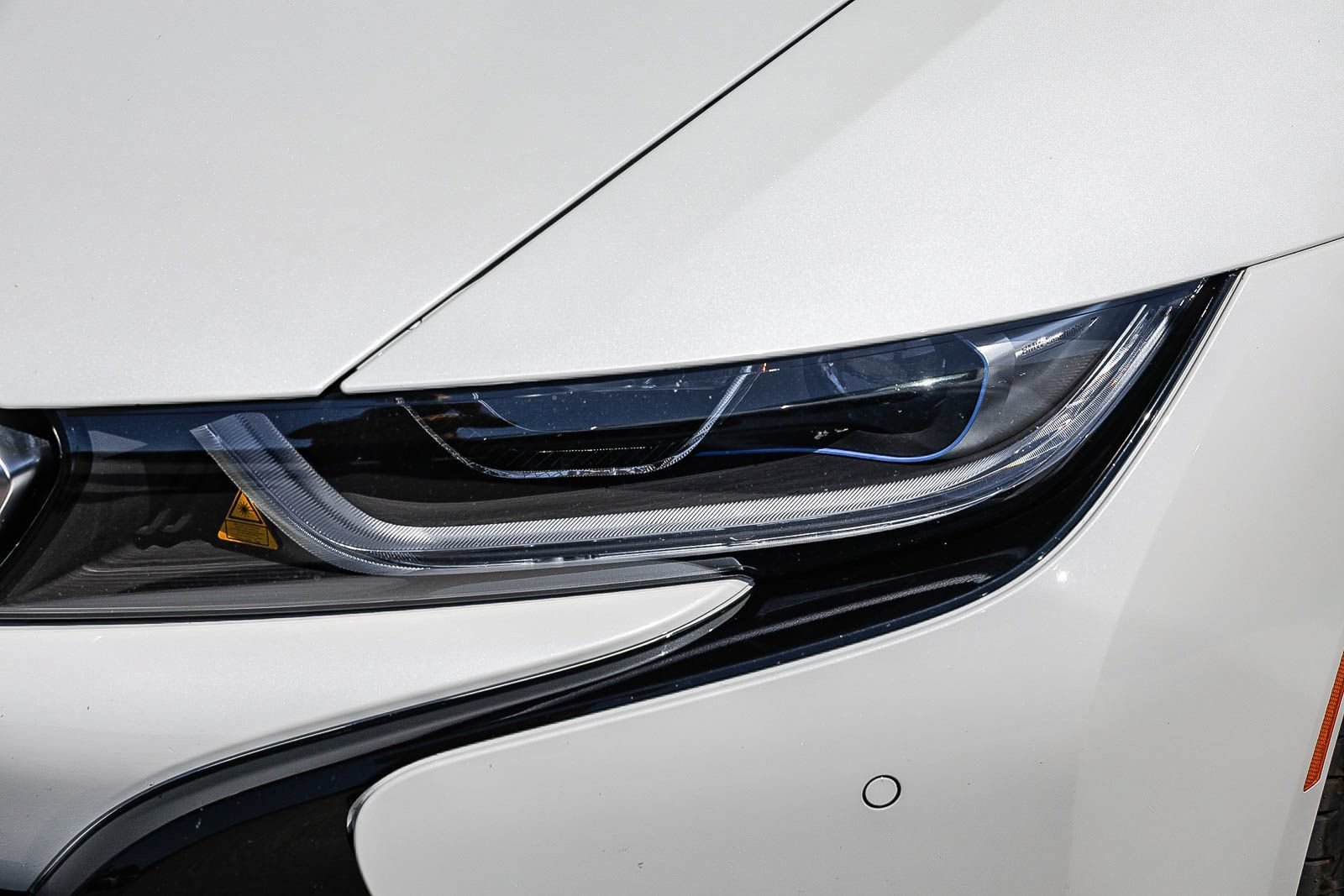 Used 2019 BMW i8 Coupe AWD/4WD image 7