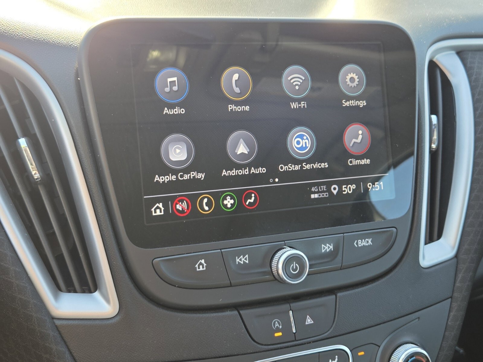 Used 2024 Chevrolet Malibu LT image 20