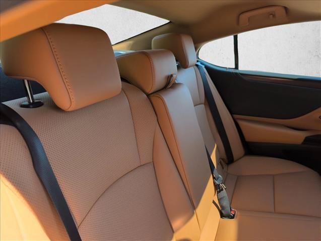 Used 2024 Lexus ES 350 w/ Premium Package FWD image 23