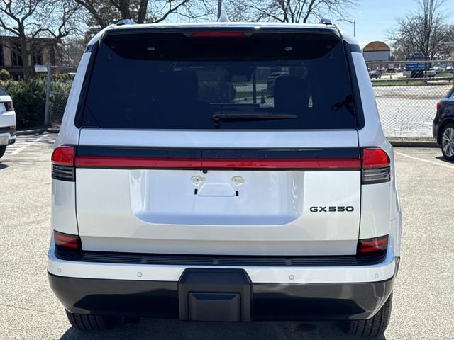 Used 2026 Lexus GX 550 w/ Accessory Package (2T) image 6