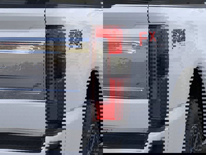 New 2026 Ford F250 Platinum image 21