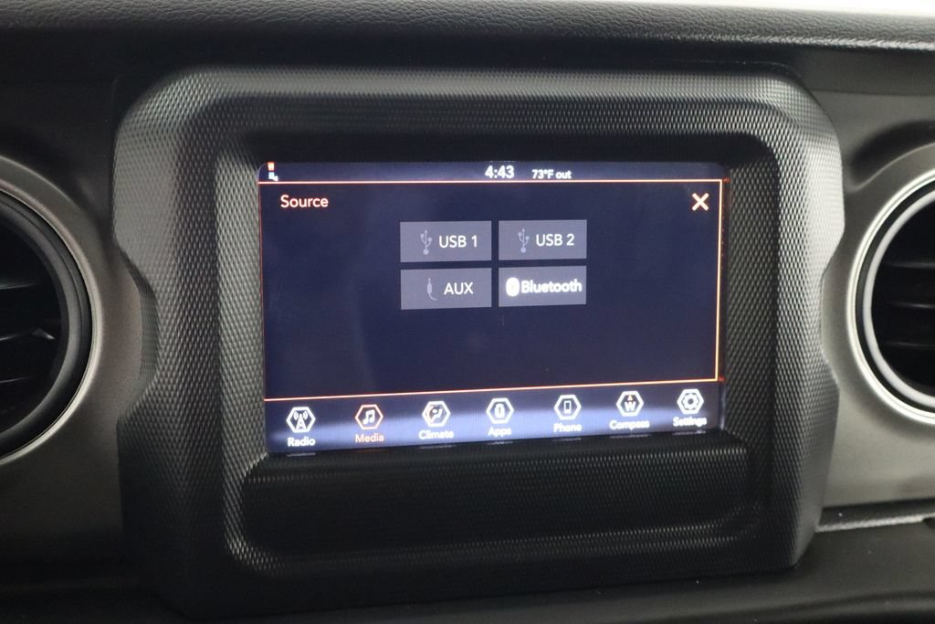 Used 2022 Jeep Gladiator Sport AWD/4WD image 30