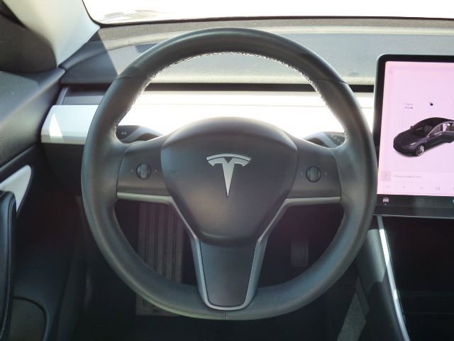 Used 2019 Tesla Model 3 Standard Range Plus RWD image 16