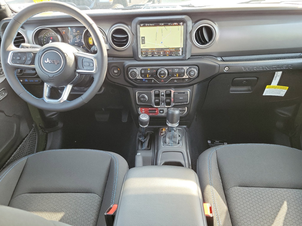 New 2023 Jeep Wrangler Unlimited Rubicon 4xe w/ Cold Weather Group image 10