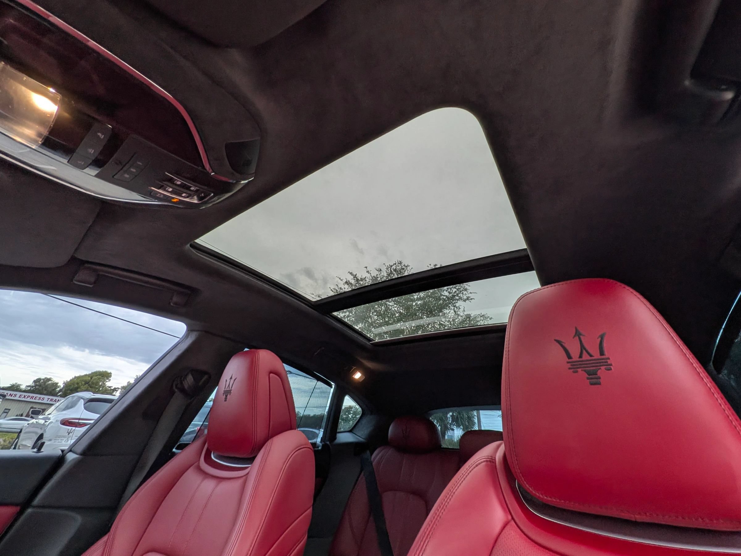 Used 2019 Maserati Levante GTS AWD/4WD image 24