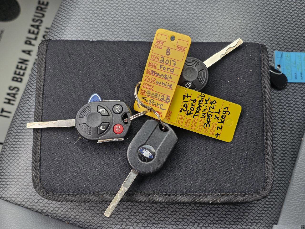 Used 2017 Ford Transit Connect XL image 29