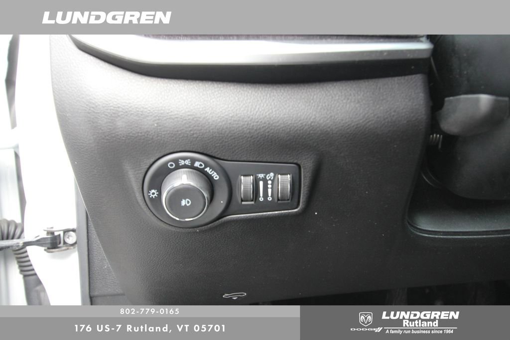 Used 2022 Jeep Compass Latitude w/ Convenience Group image 14