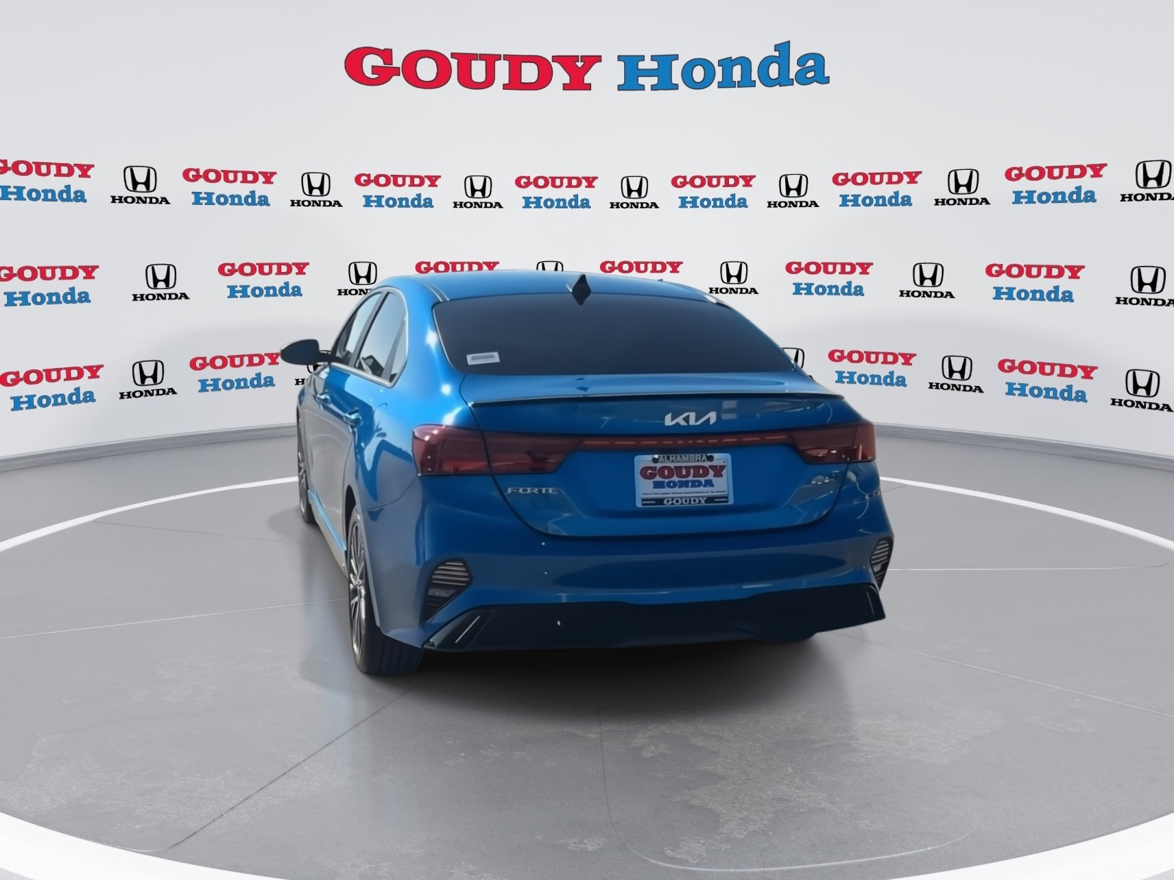 Used 2023 Kia Forte GT-Line w/ GT-Line Technology Package image 7