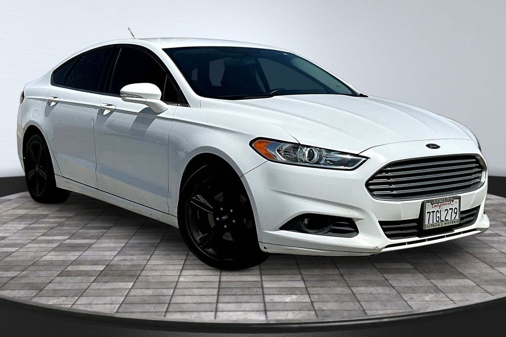 Used 2016 Ford Fusion SE image 37