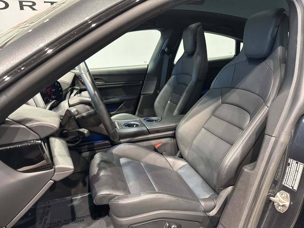 Used 2024 Porsche Taycan 4S w/ Premium Package image 13