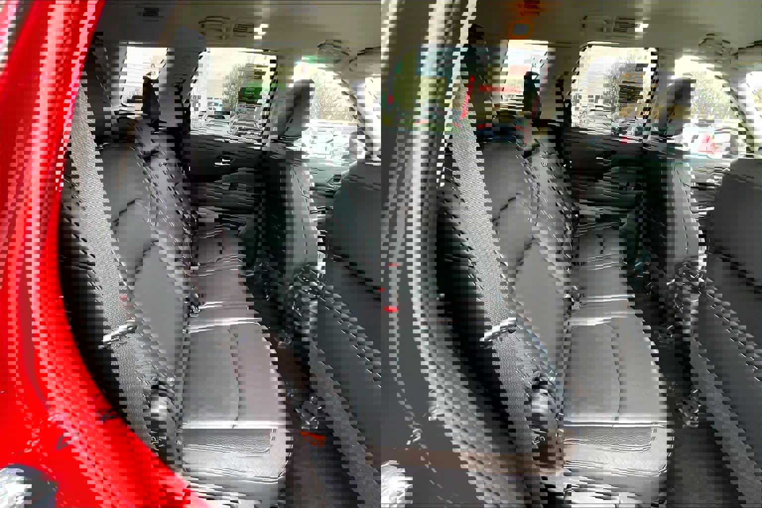 Used 2023 Nissan Pathfinder SL image 19