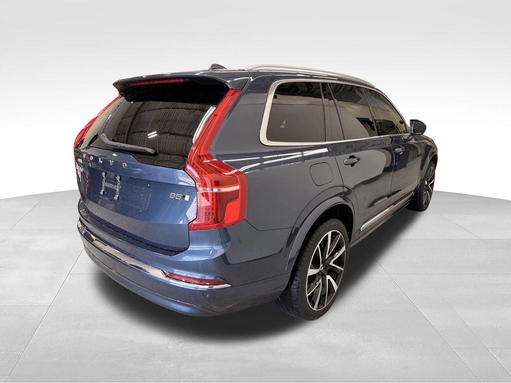 Used 2023 Volvo XC90 B5 Plus AWD/4WD image 6