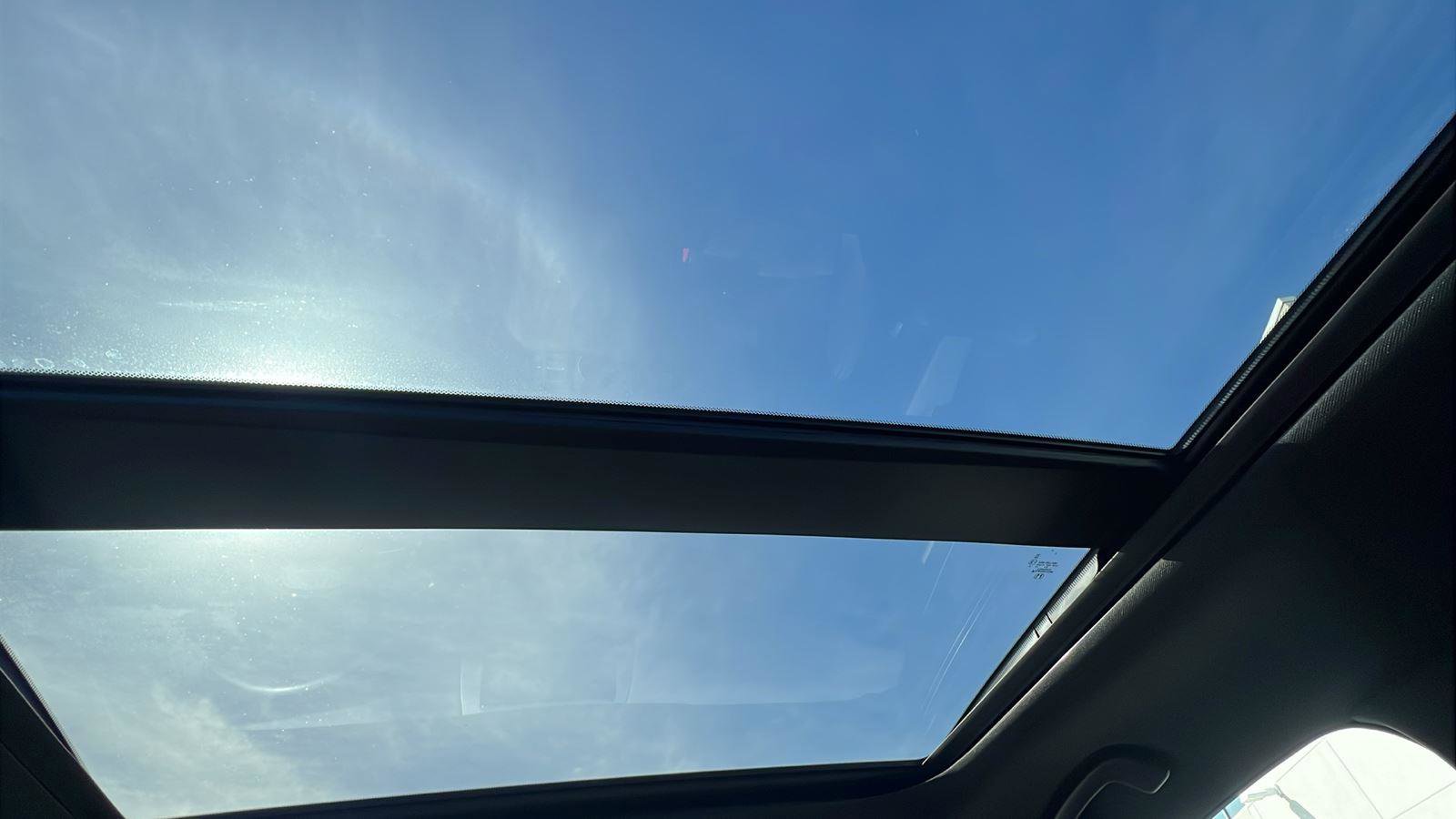 Certified 2025 Honda Pilot Black Edition image 21