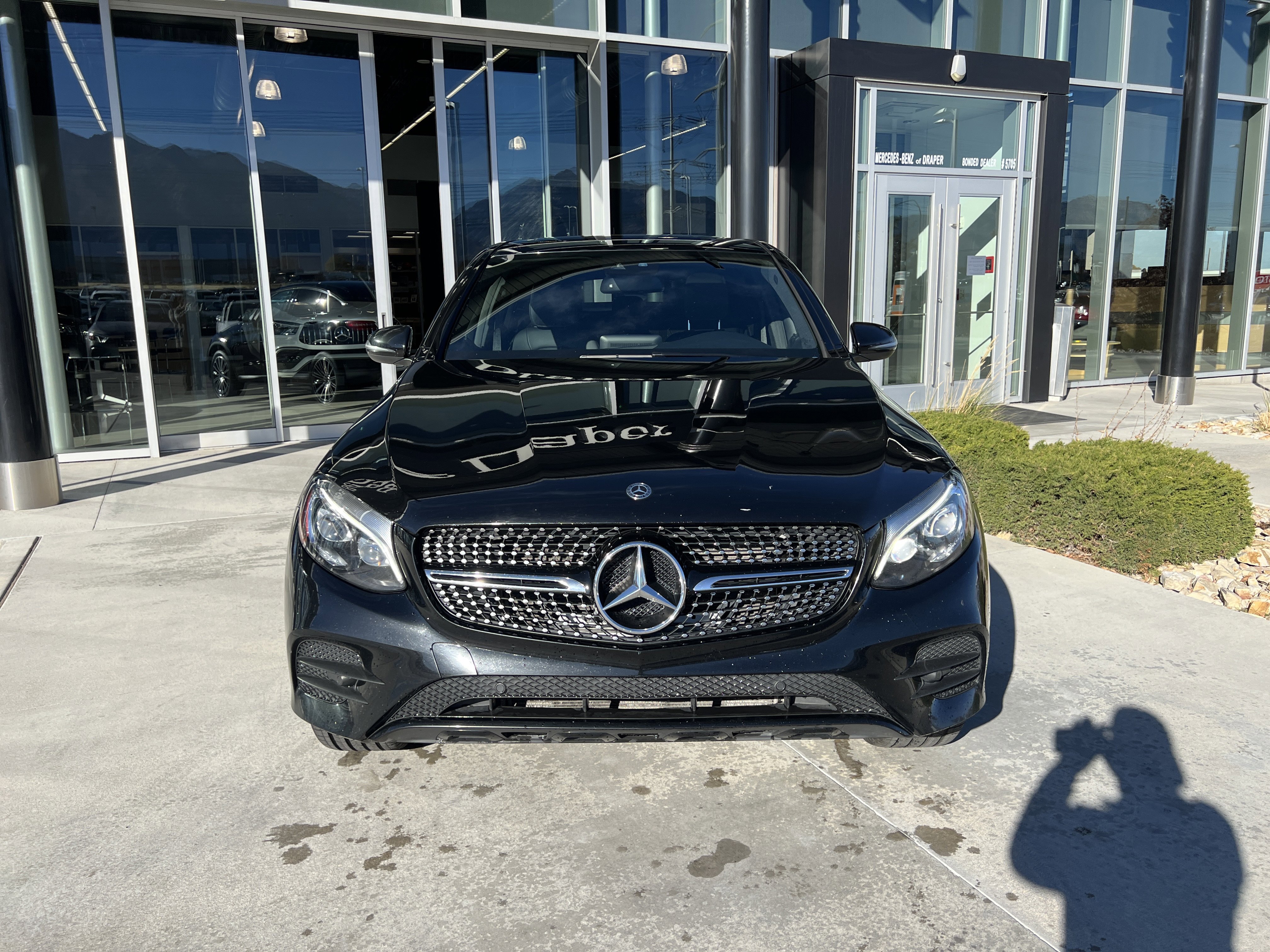 Used 2019 Mercedes-Benz GLC 300 4MATIC Coupe image 2