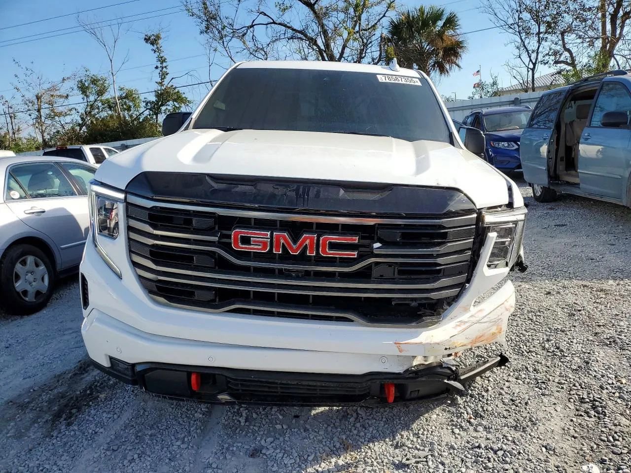 Used 2026 GMC Sierra 1500 AT4 w/ AT4 Premium Package AWD/4WD image 5