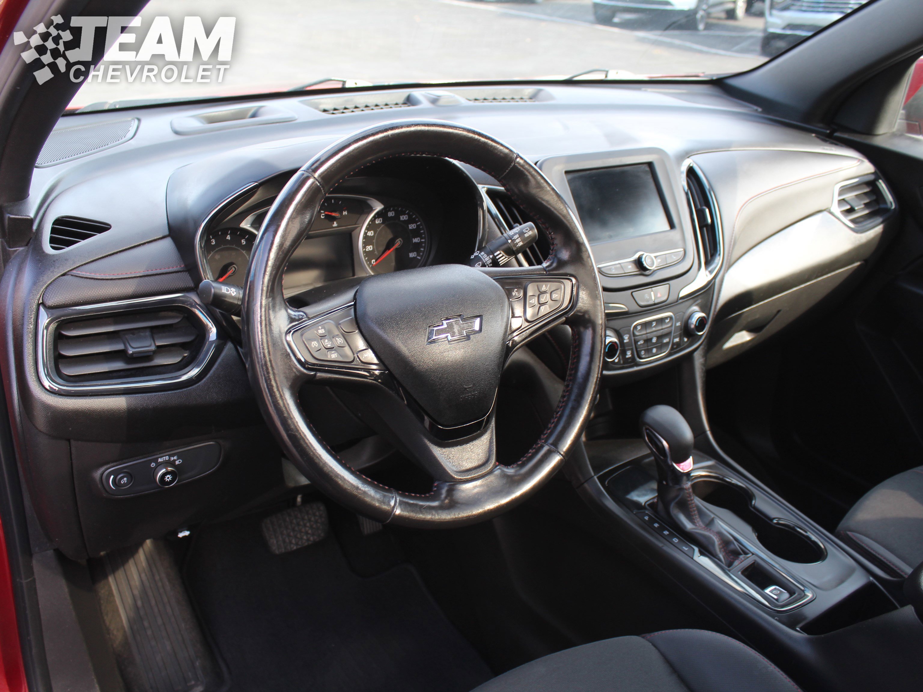 Used 2022 Chevrolet Equinox RS w/ LPO, Cargo Package image 13