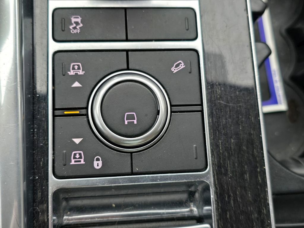 Used 2021 Land Rover Range Rover Sport HSE Silver Edition image 34