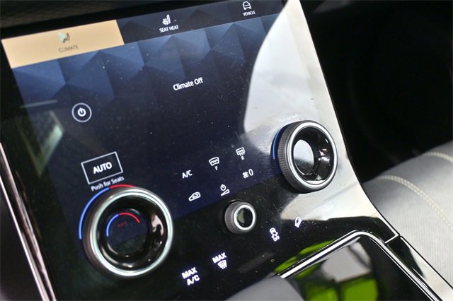 Used 2022 Land Rover Range Rover Velar R-Dynamic S image 27