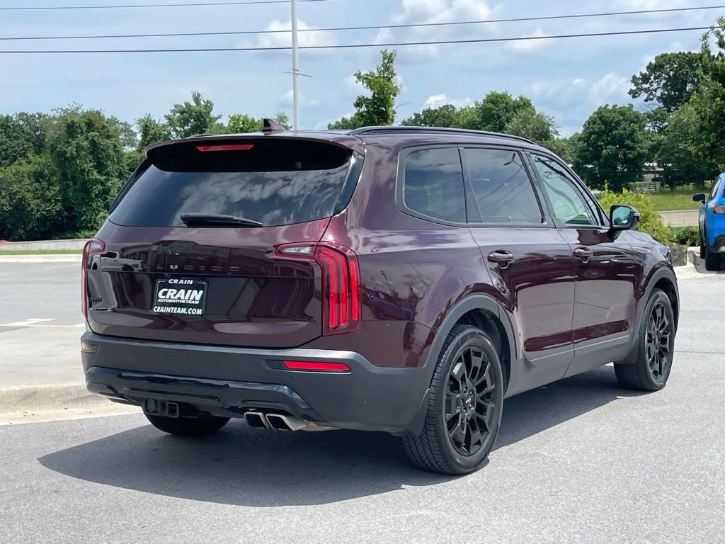 Certified 2022 Kia Telluride SX w/ Nightfall Edition Package AWD/4WD image 7