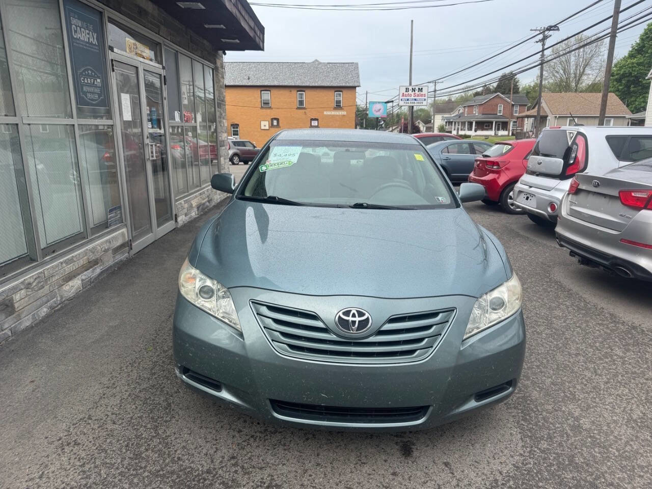 Used 2009 Toyota Camry SE FWD image 2