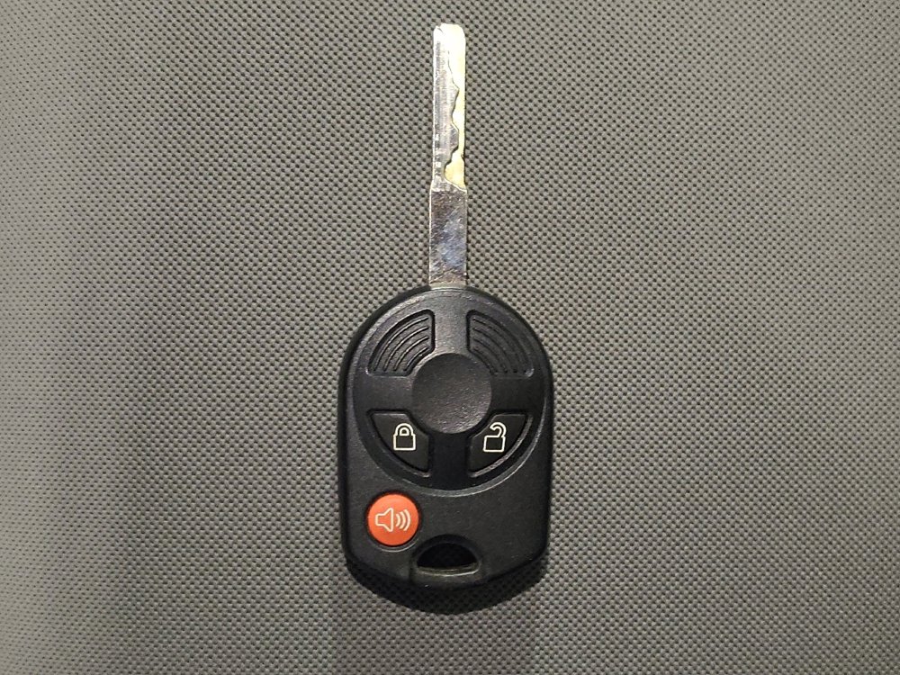 Used 2015 Ford Escape SE image 32