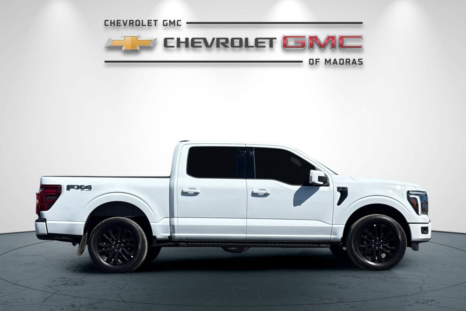 Used 2025 Ford F150 Lariat w/ Equipment Group 501A Mid AWD/4WD image 2