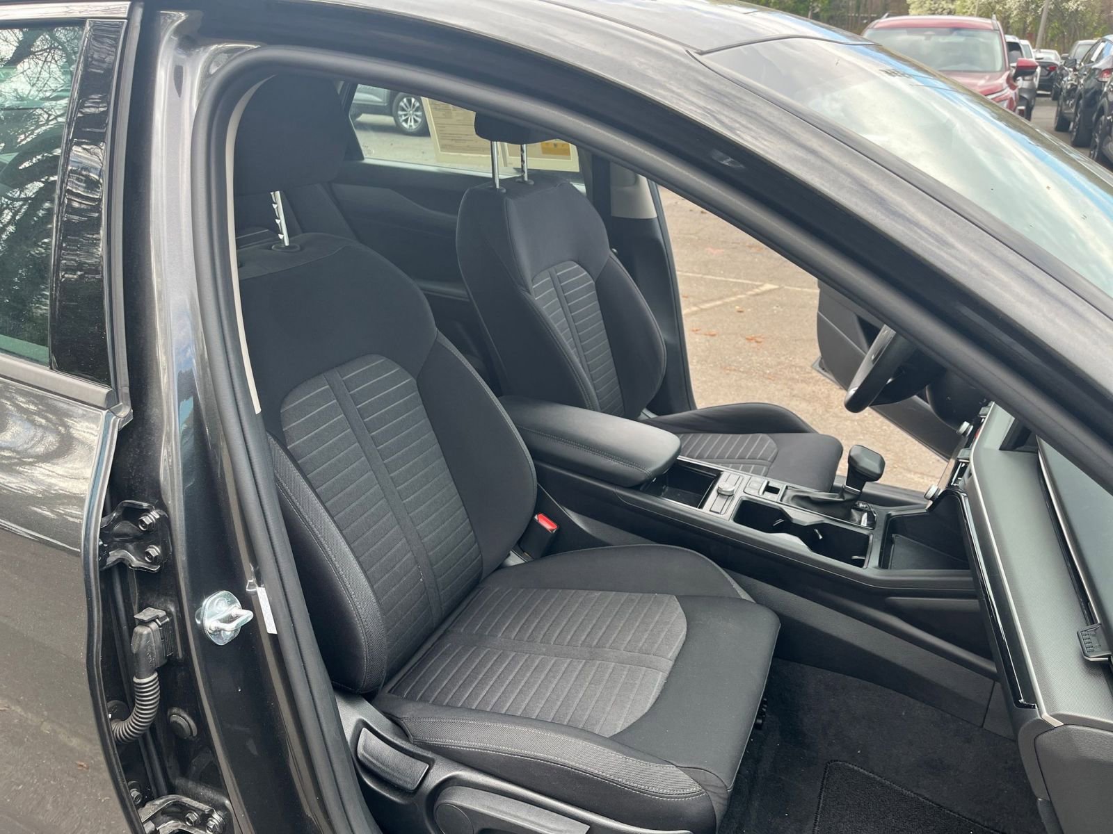 Used 2025 Kia K5 LXS image 35