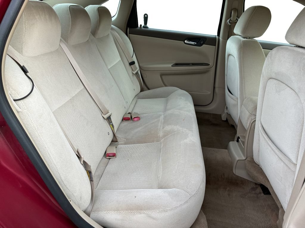 Used 2006 Chevrolet Impala LT FWD image 18