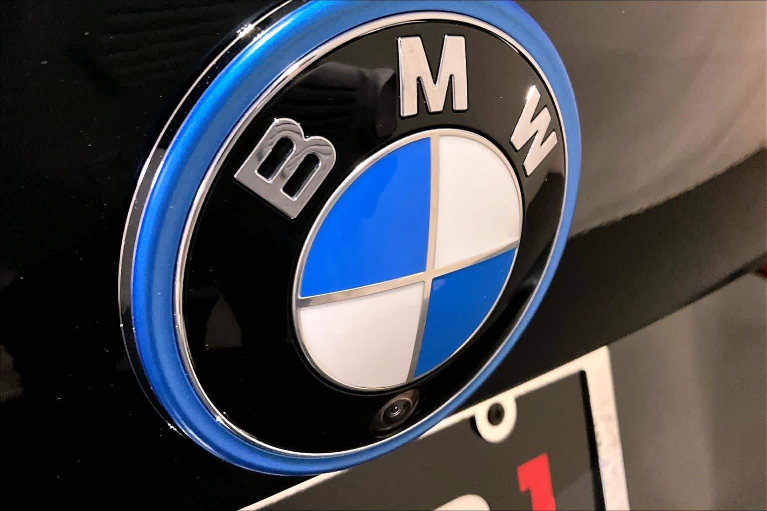 Certified 2024 BMW i4 eDrive40 w/ M Sport Package RWD image 32