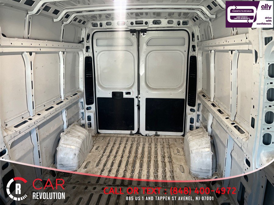 Used 2025 RAM ProMaster 2500 w/ Convenience Group FWD image 11