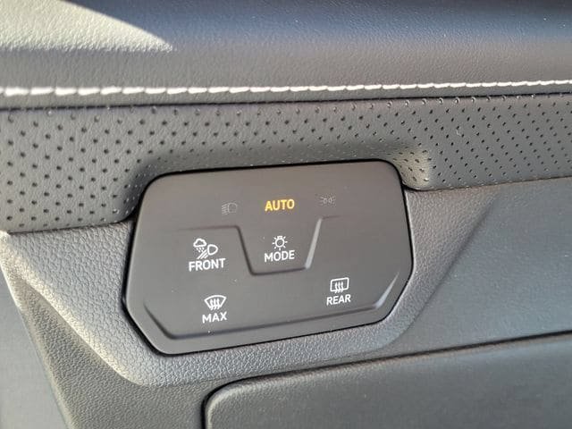 New 2026 Volkswagen Atlas Cross Sport SE AWD/4WD image 23