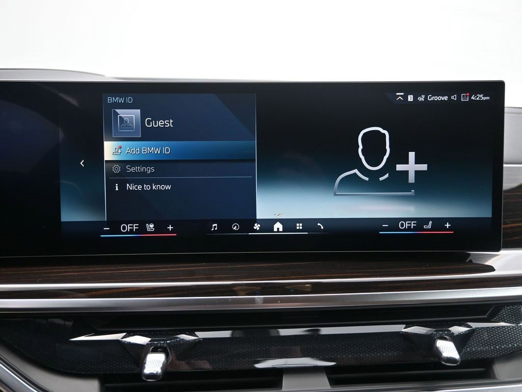 New 2026 BMW X5 xDrive50e image 17