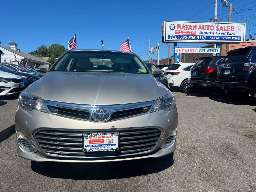 Used 2015 Toyota Avalon XLE FWD image 3