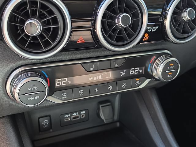 Certified 2025 Nissan Sentra SR FWD image 24