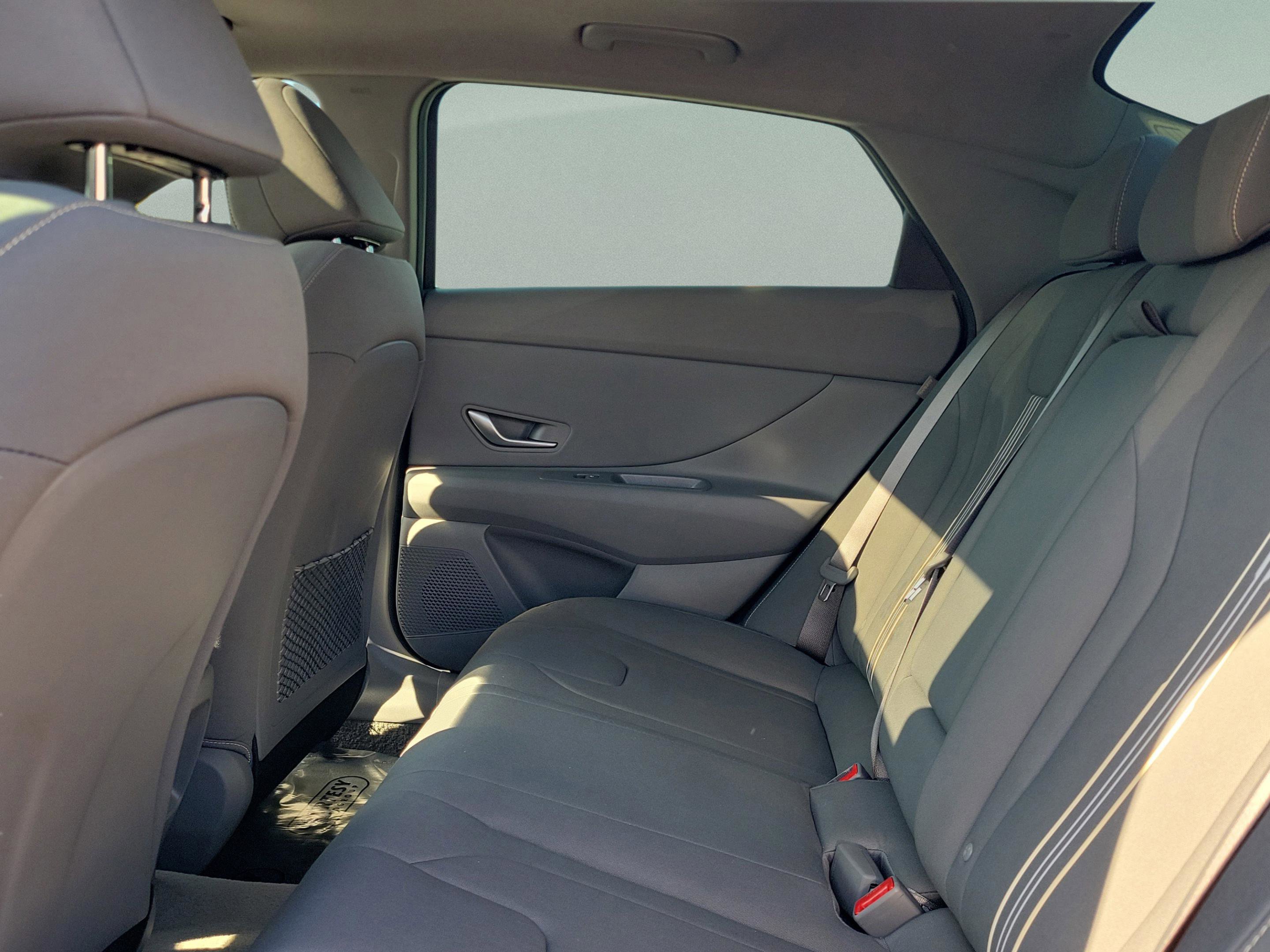 New 2026 Hyundai Elantra SEL Sport image 26