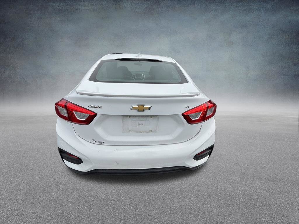 Used 2018 Chevrolet Cruze LT w/ RS Package FWD image 7