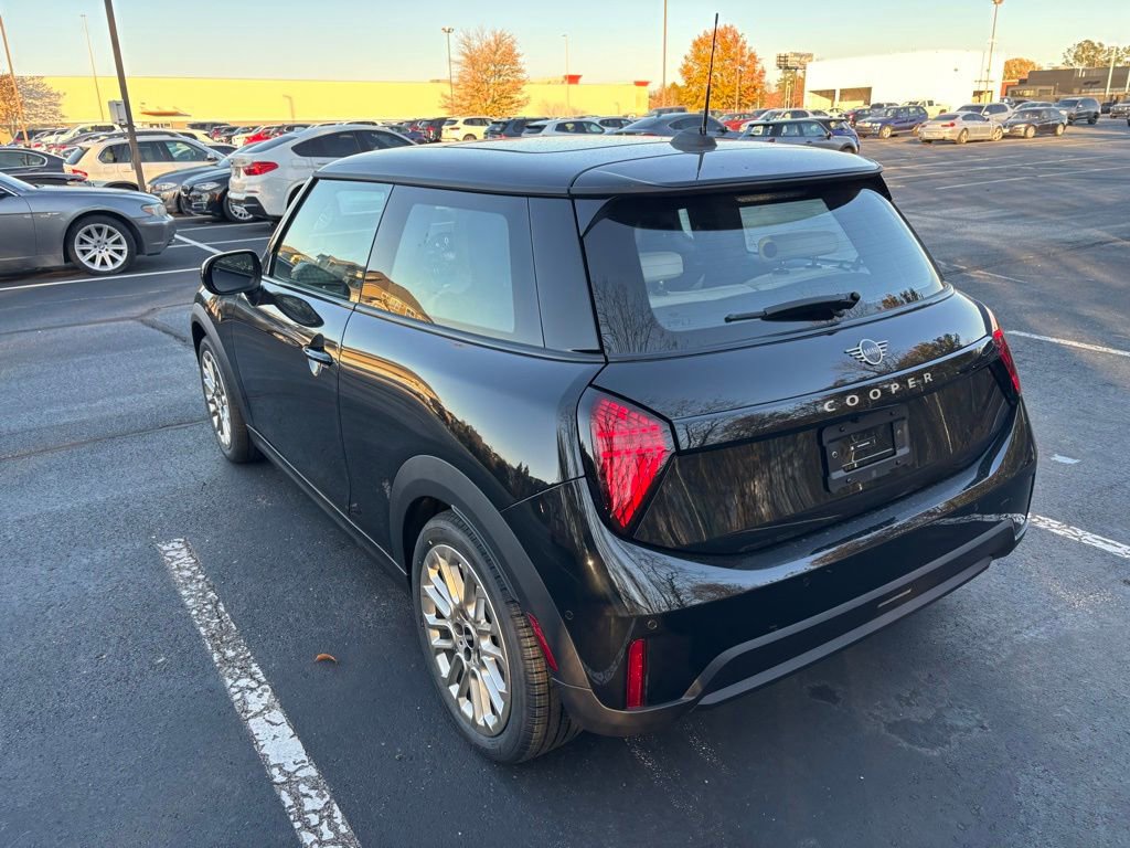 New 2025 MINI Cooper 2-Door Hardtop image 3