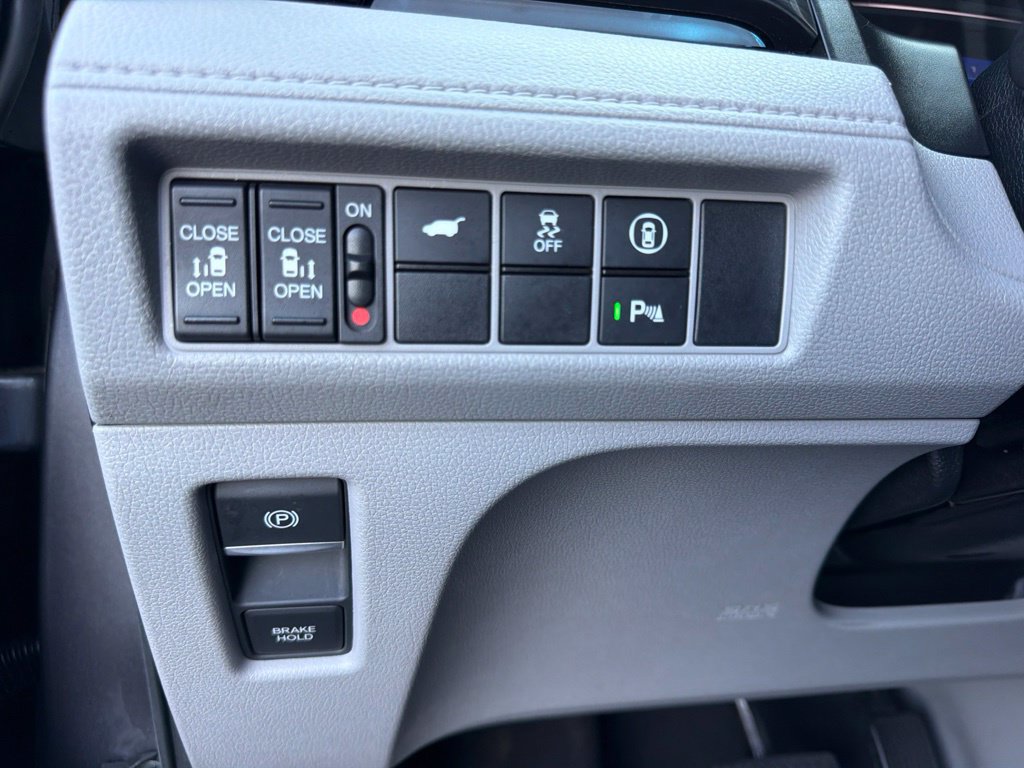 Used 2024 Honda Odyssey Elite image 26