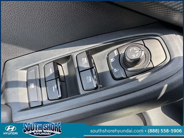 Used 2024 Subaru Crosstrek 2.0i Premium AWD/4WD image 19