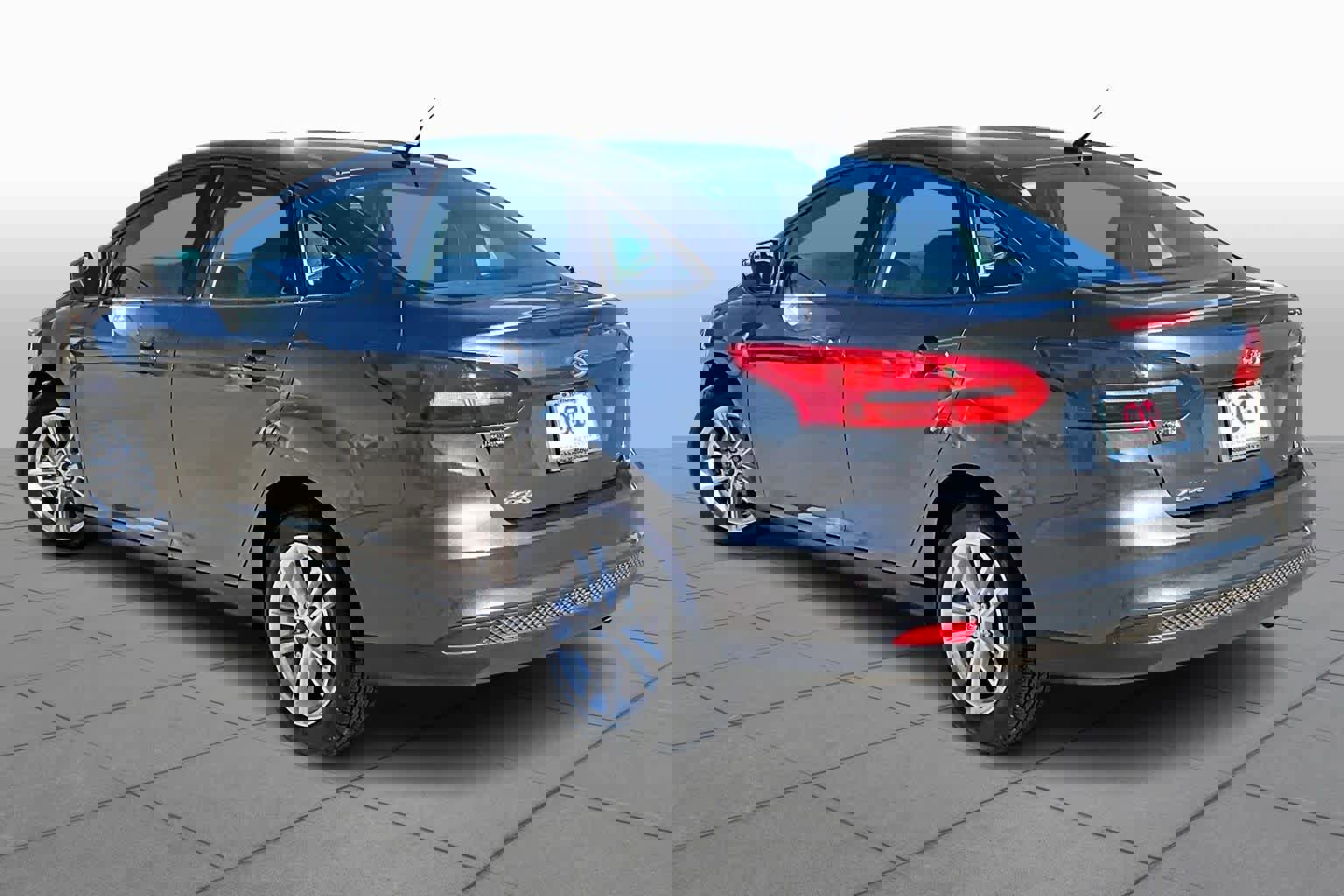 Used 2018 Ford Focus SE image 12