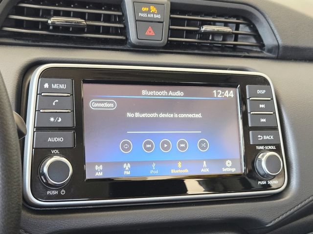 Used 2025 Nissan Versa S w/ Trunk Package FWD image 21