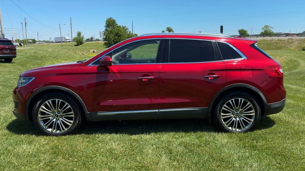 Used 2016 Lincoln MKX Reserve FWD image 4