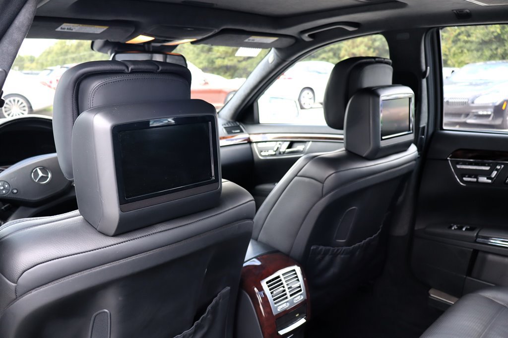 Used 2010 Mercedes-Benz S 63 AMG image 36