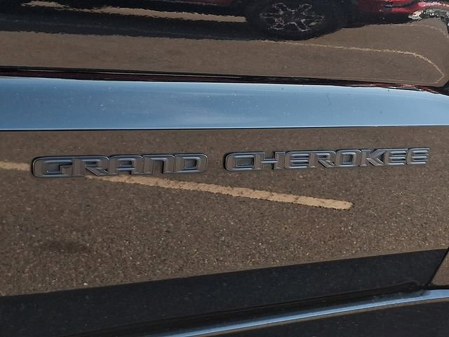 Used 2018 Jeep Grand Cherokee Altitude image 31