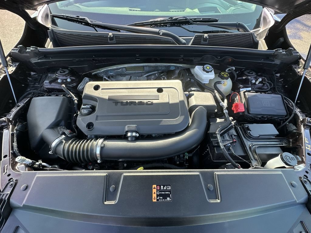 Used 2023 Buick Envision Avenir AWD/4WD image 26