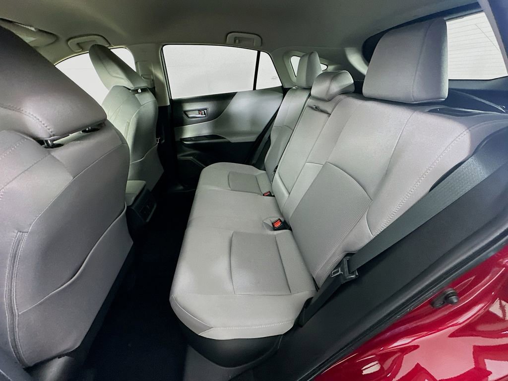 Used 2022 Toyota Venza LE AWD/4WD image 31