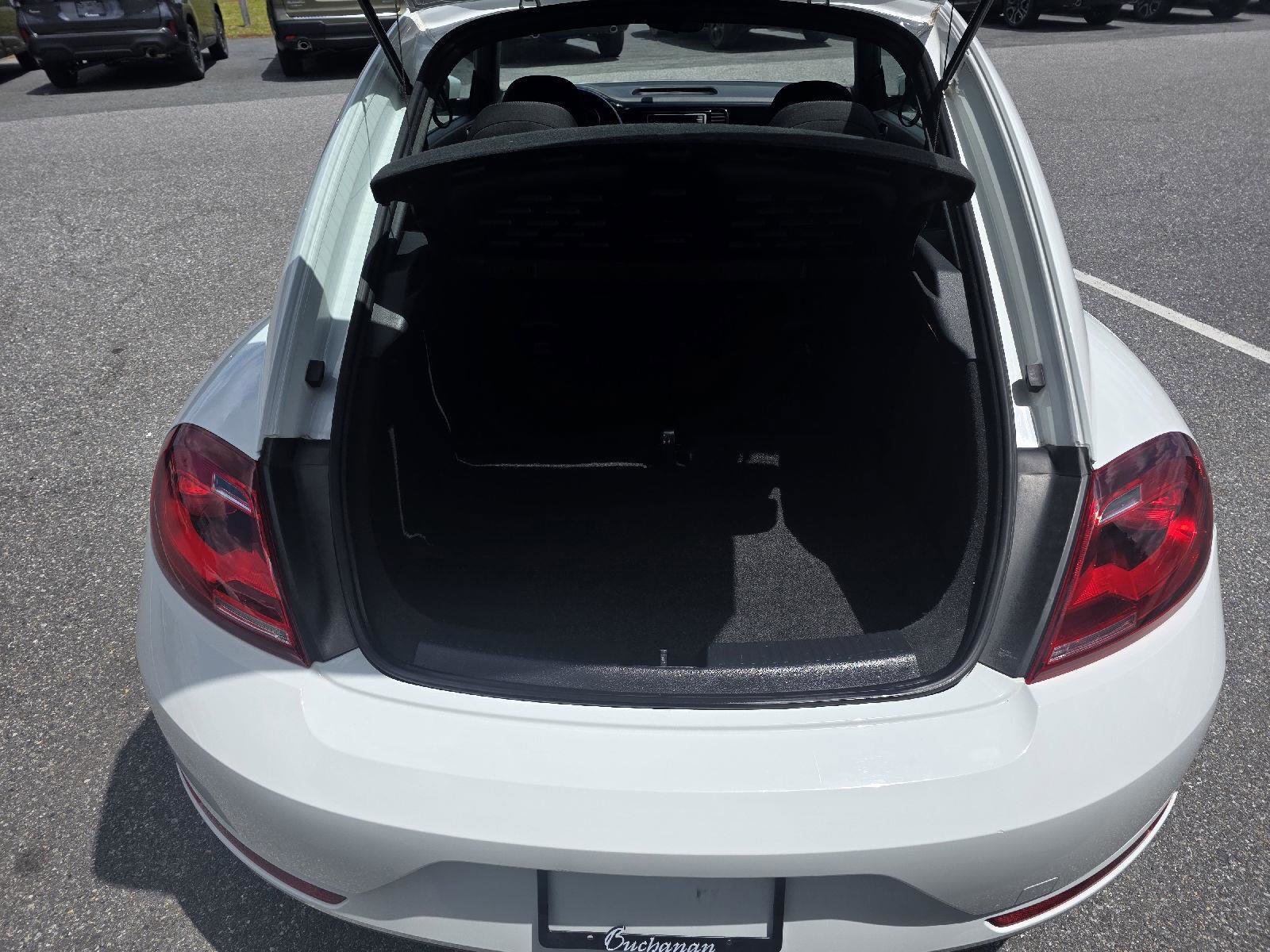 Used 2019 Volkswagen Beetle 2.0T S FWD image 7