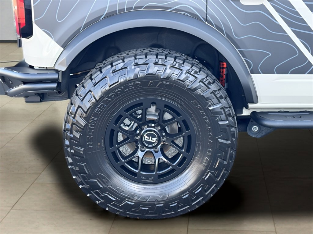 New 2025 Ford Bronco Badlands image 45