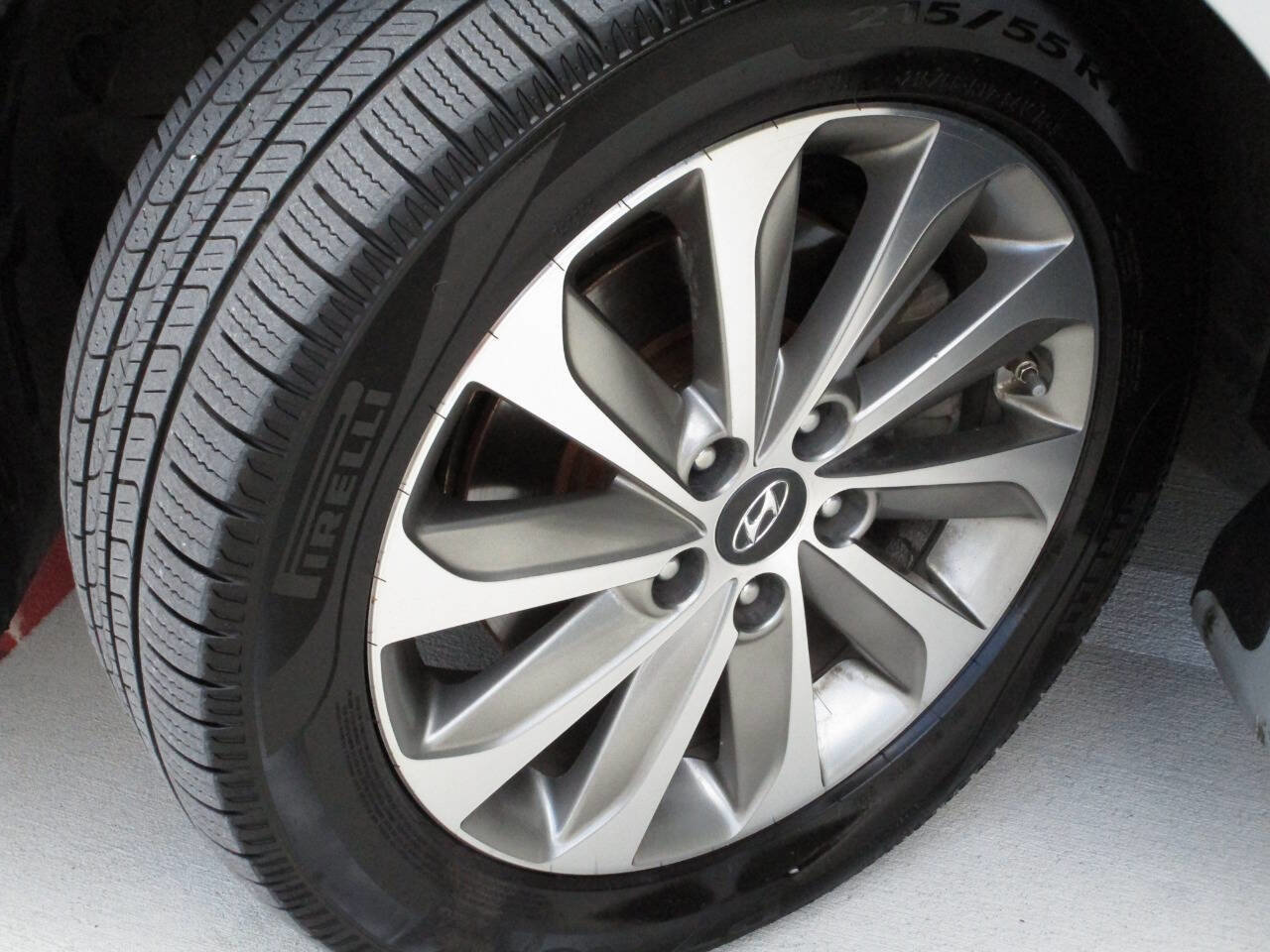 Used 2014 Hyundai Sonata Limited w/ Technology Package 05 FWD image 26