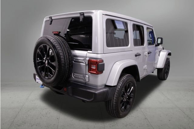 Used 2024 Jeep Wrangler Unlimited Sahara w/ Technology Group image 5